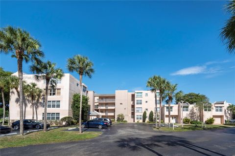 Tiny photo for 9491 Evergreen Pl #302, Davie, FL 33324 (MLS # A12011749)