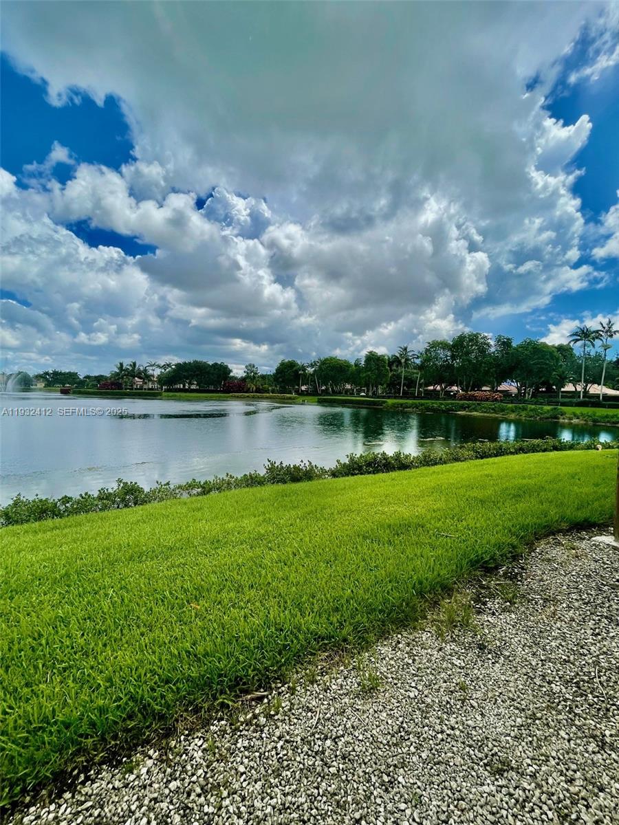 MONTEREY AT MALIBU BAY CO - Residential Lease