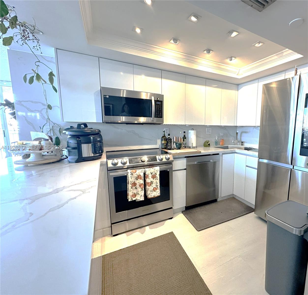 LE MONTCALM CONDO - Residential