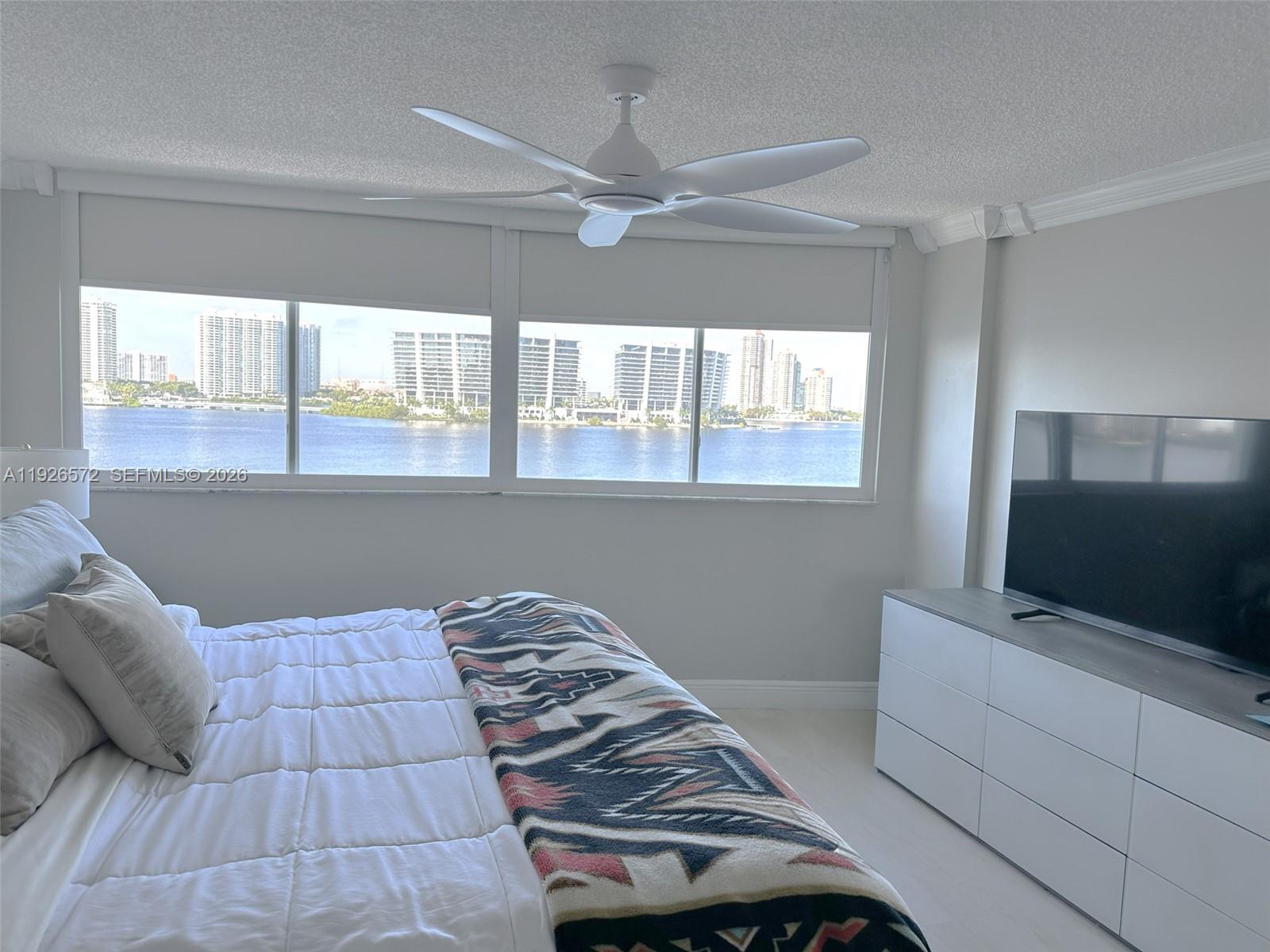 LE MONTCALM CONDO - Residential