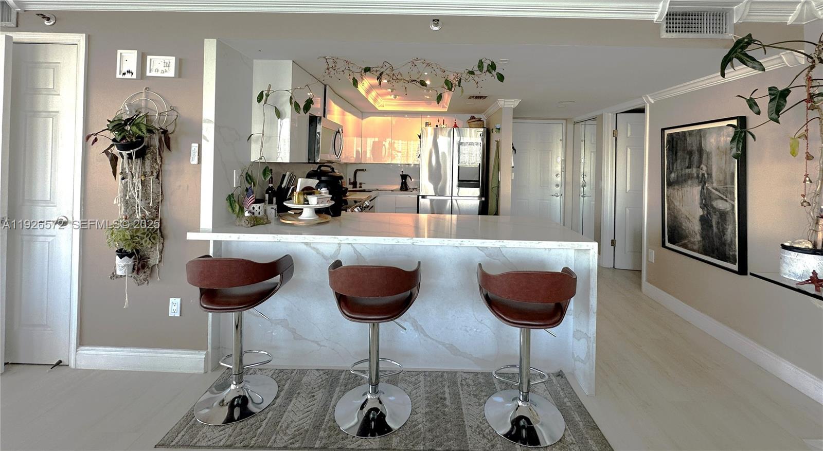 LE MONTCALM CONDO - Residential