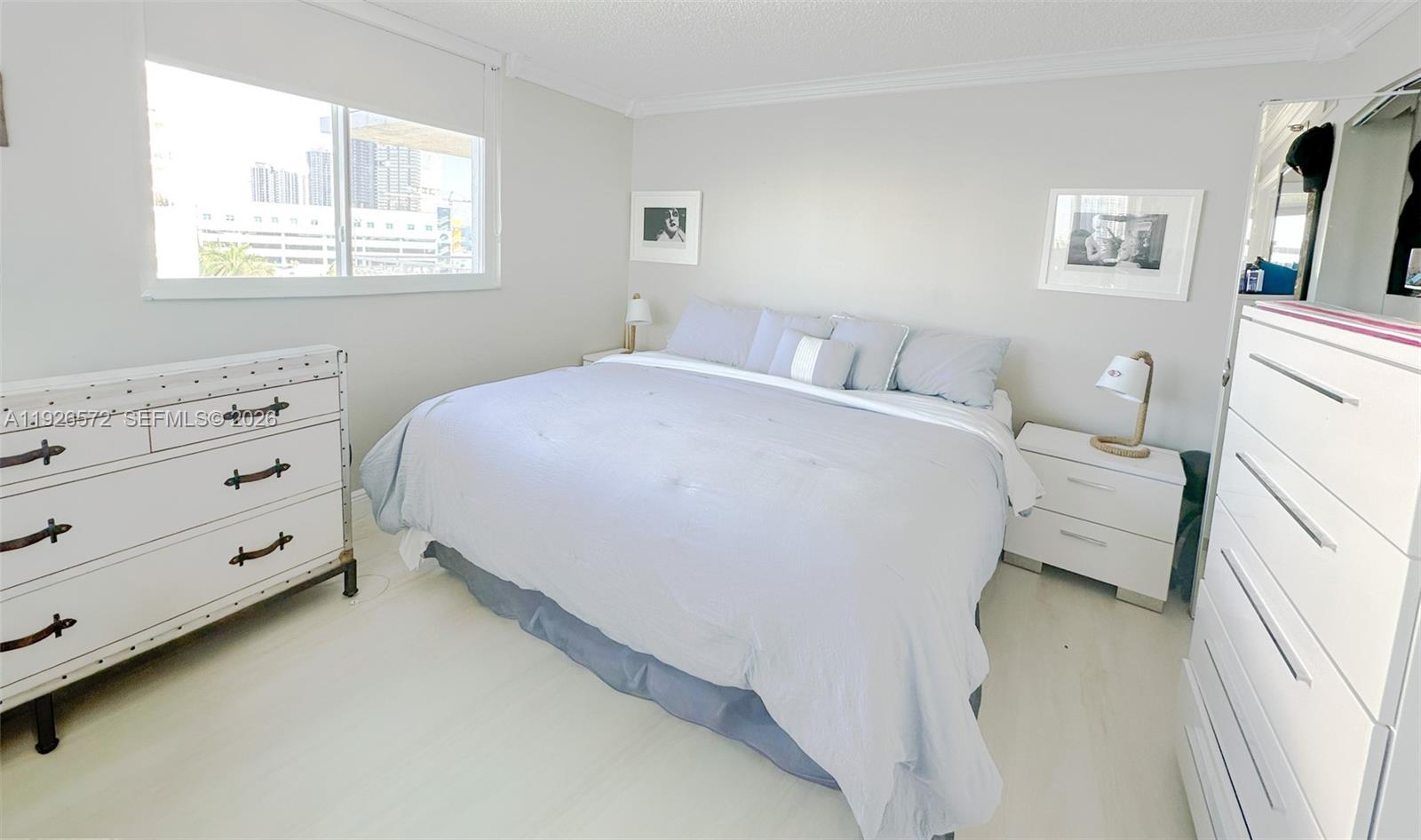 LE MONTCALM CONDO - Residential