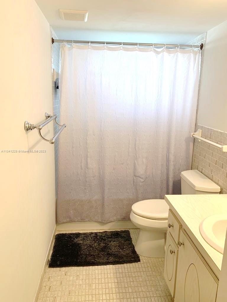 JADE WINDS GROUP-DAISY GA - Residential