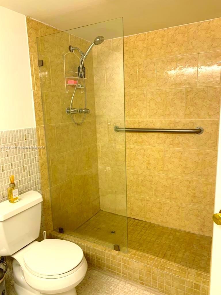 JADE WINDS GROUP-DAISY GA - Residential