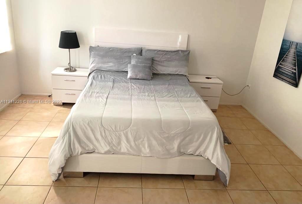 JADE WINDS GROUP-DAISY GA - Residential