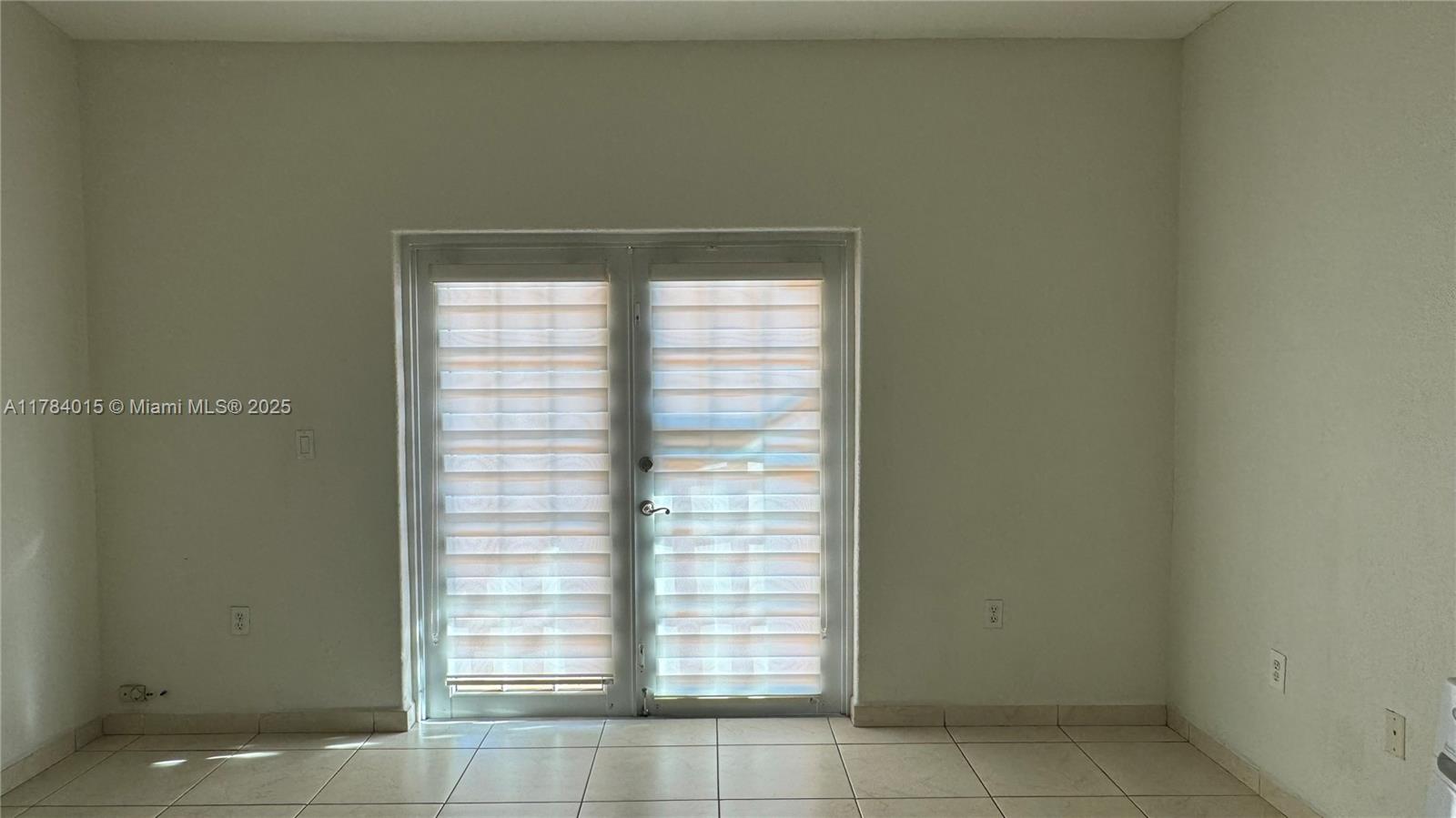 NORTH PALM ESTATES HOMES - Residential