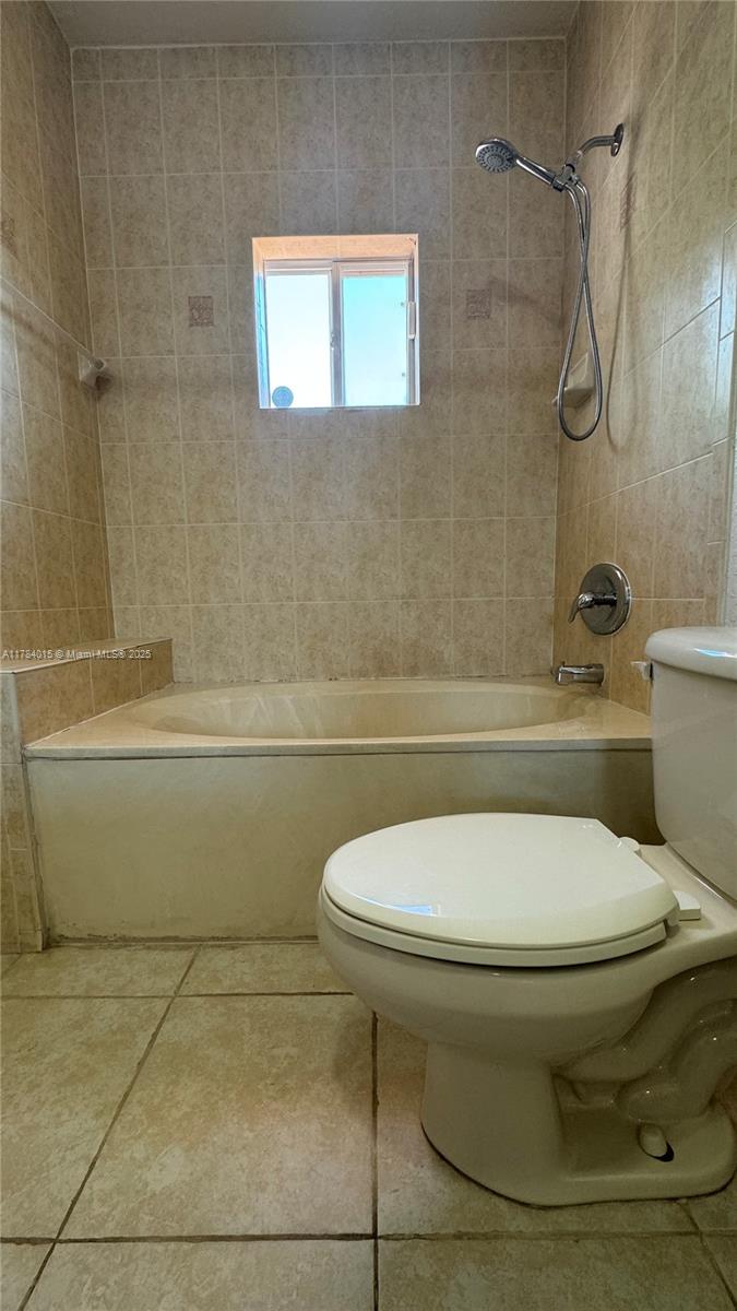 NORTH PALM ESTATES HOMES - Residential