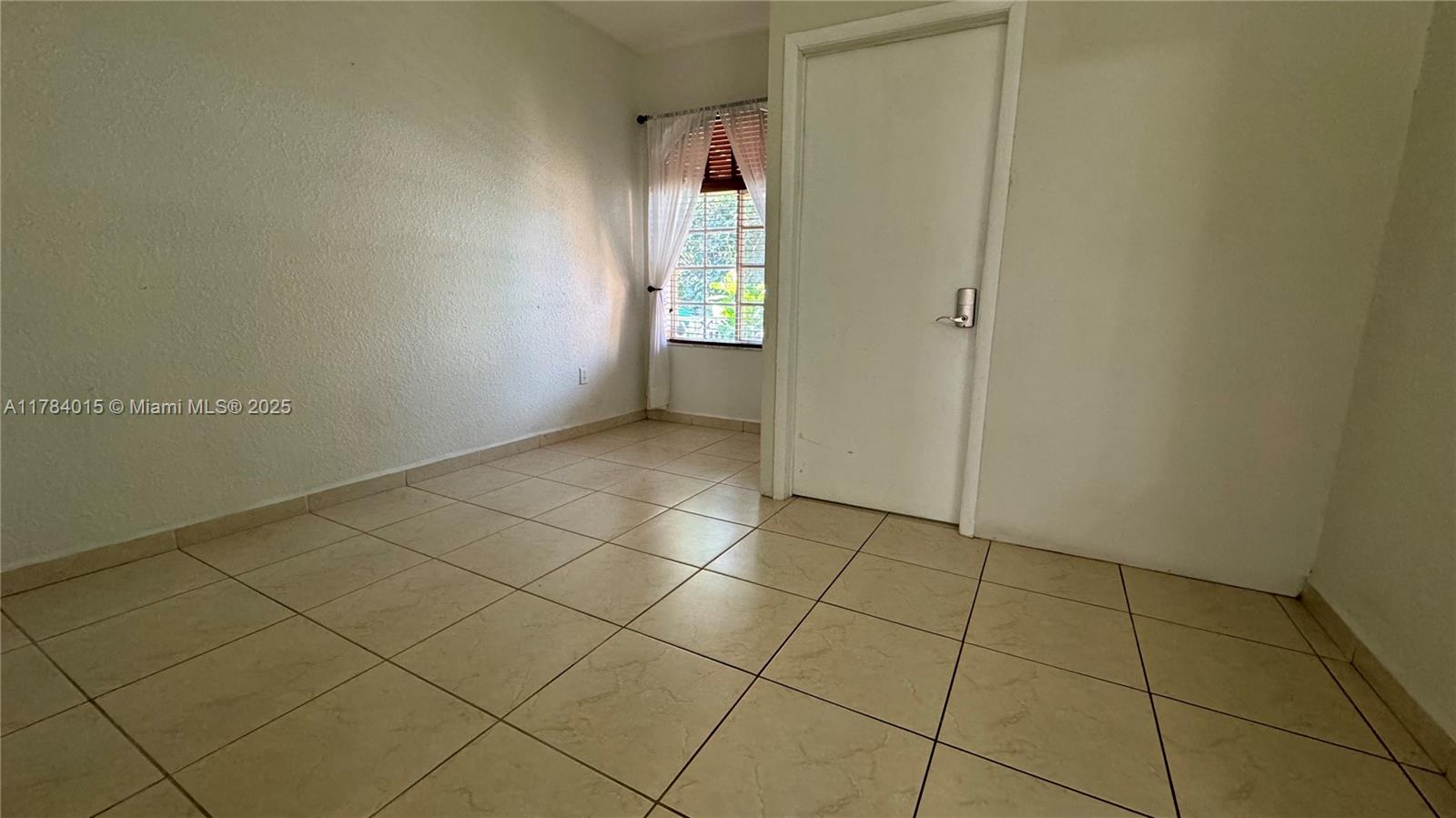 NORTH PALM ESTATES HOMES - Residential