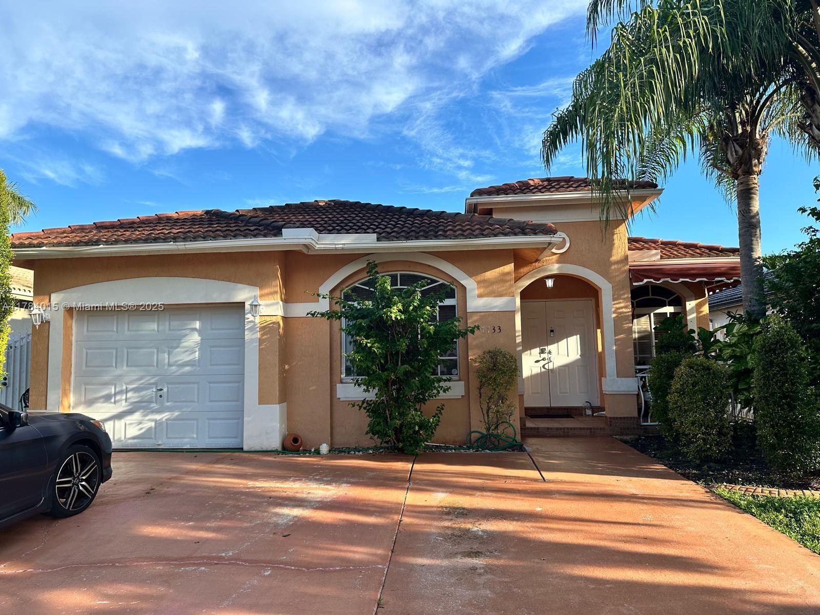 7733 Nw 200th St, Hialeah, Miami-Dade County, Florida - 3 Bedrooms  
2 Bathrooms - 