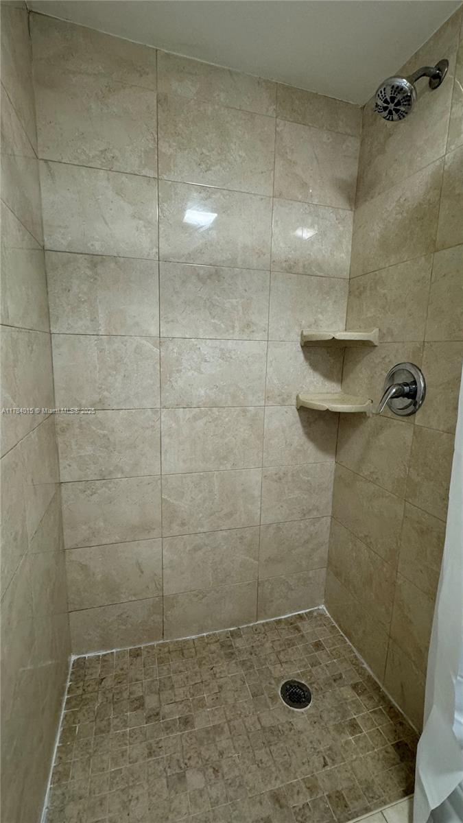 NORTH PALM ESTATES HOMES - Residential