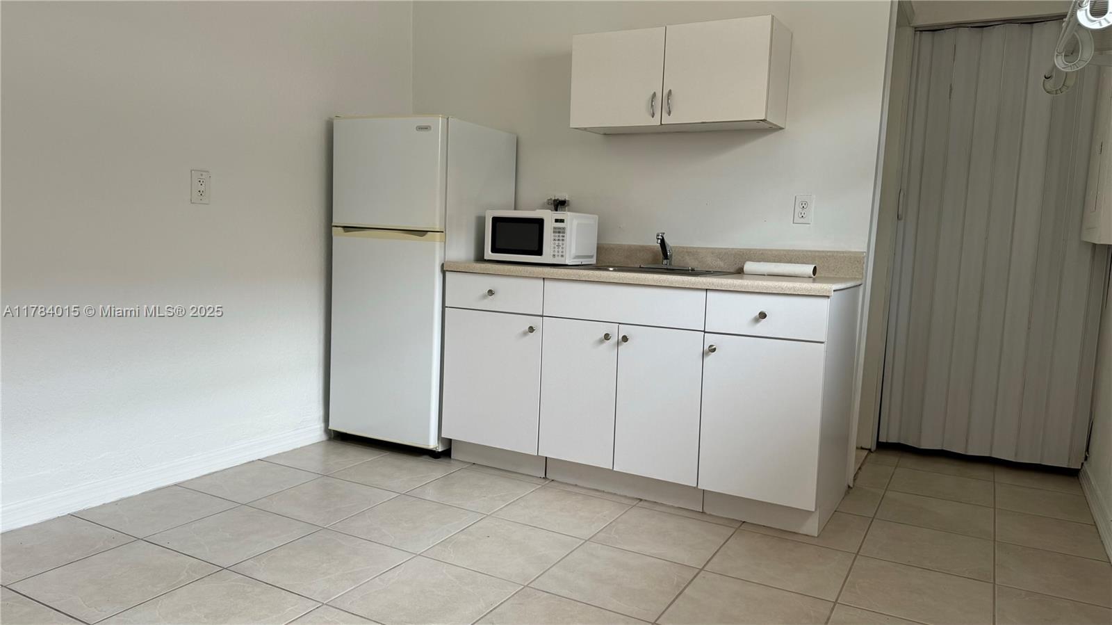 NORTH PALM ESTATES HOMES - Residential
