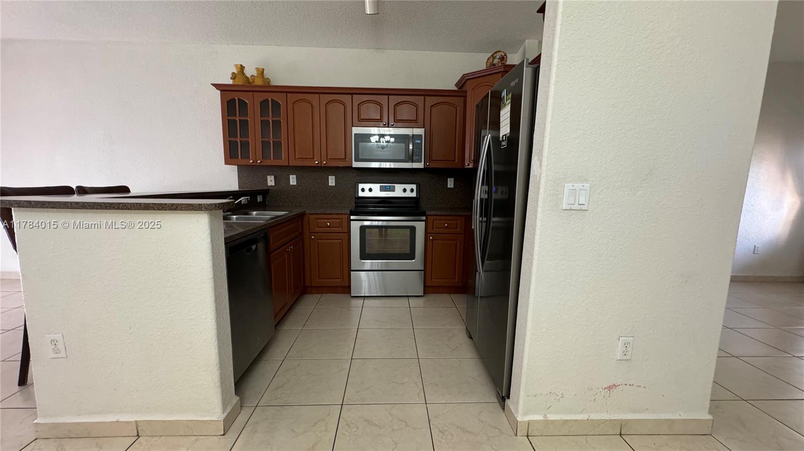NORTH PALM ESTATES HOMES - Residential