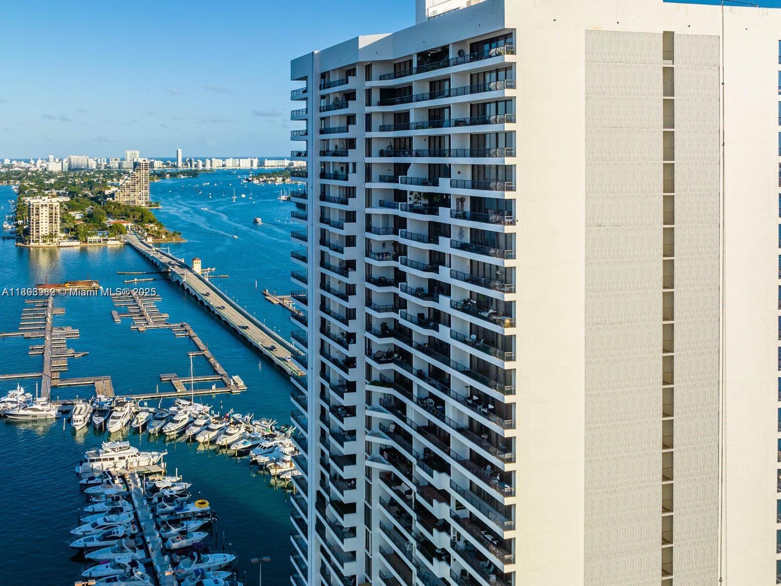 VENETIA CONDO - Residential