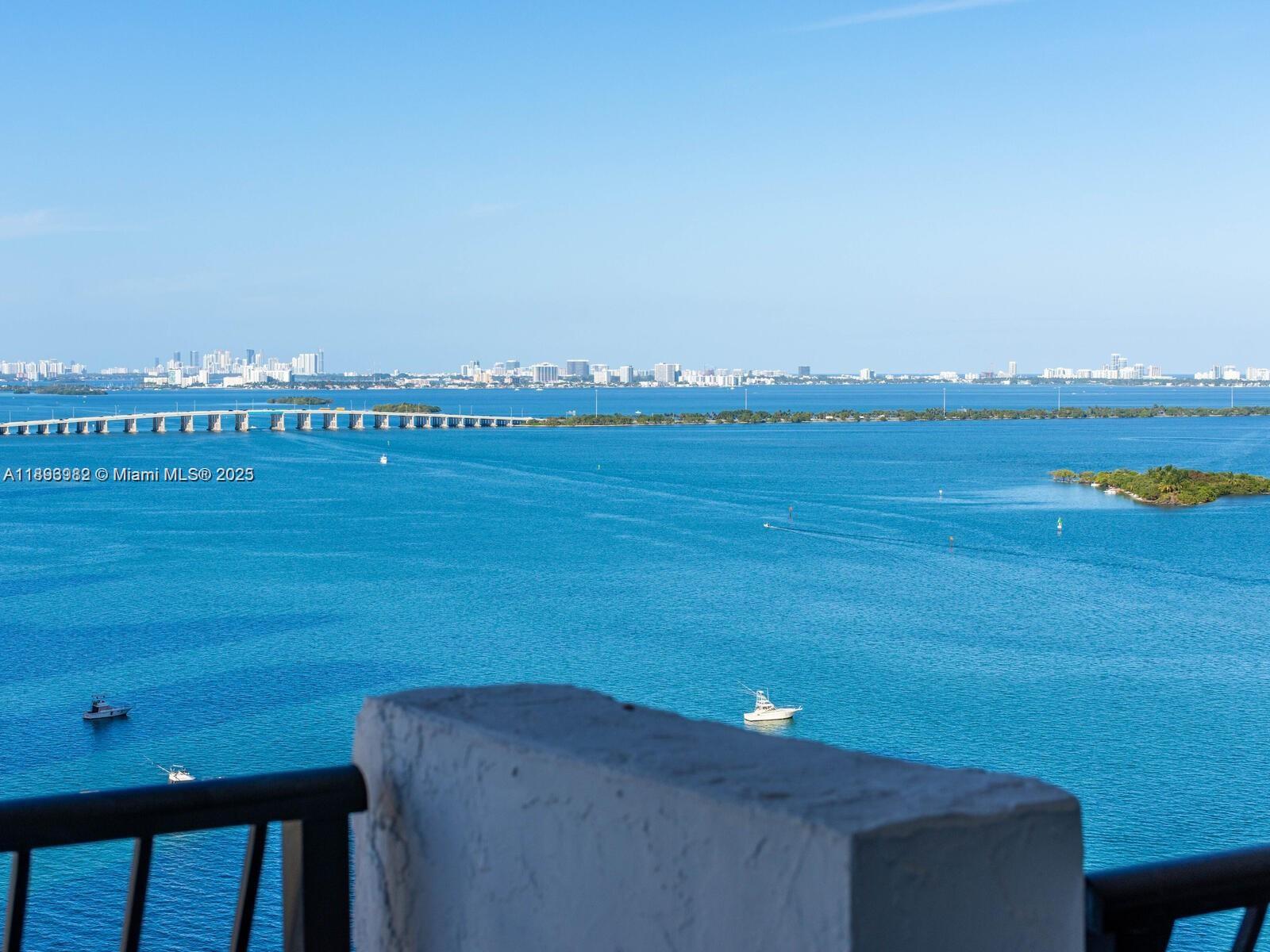 VENETIA CONDO - Residential