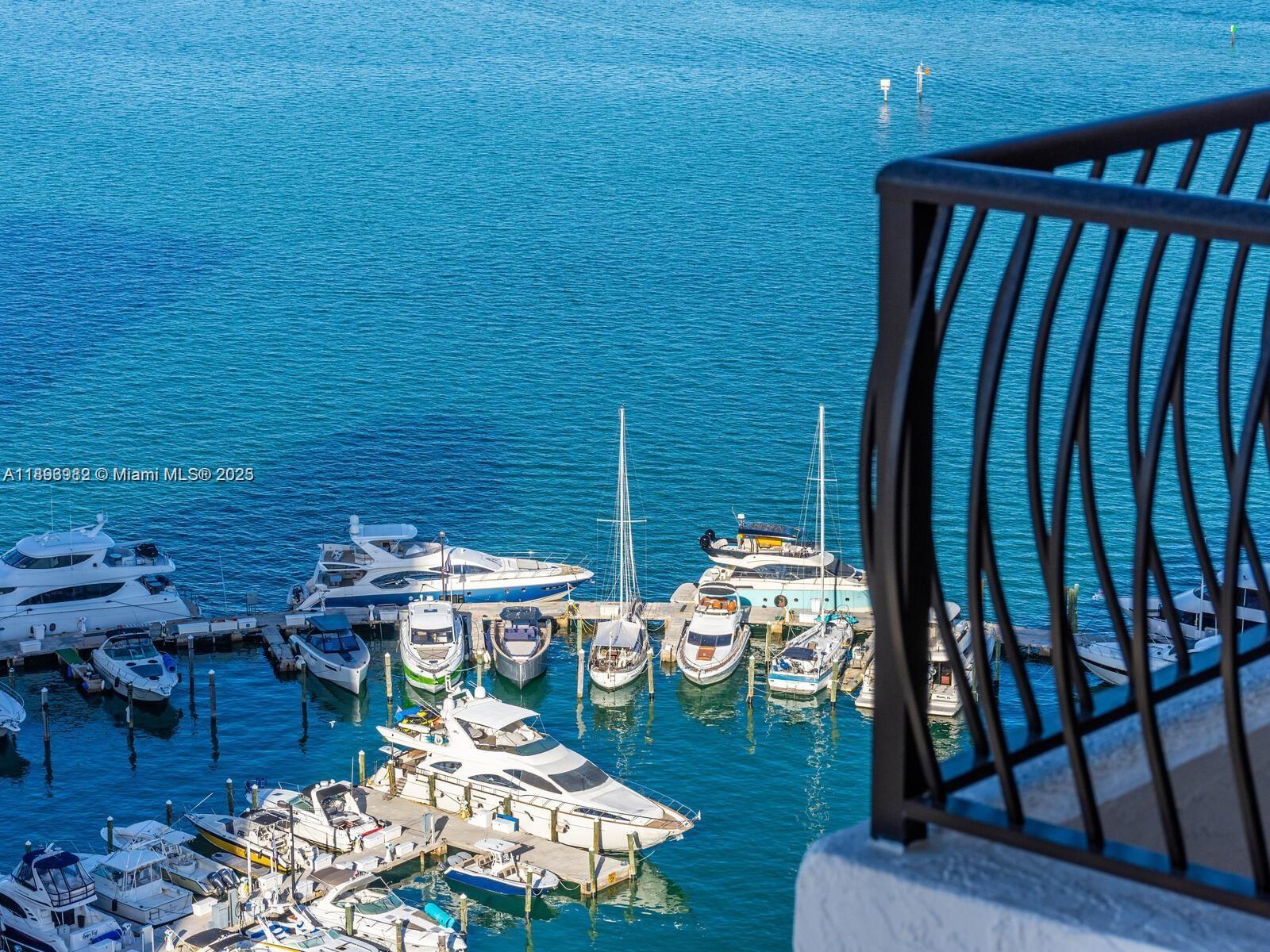 VENETIA CONDO - Residential