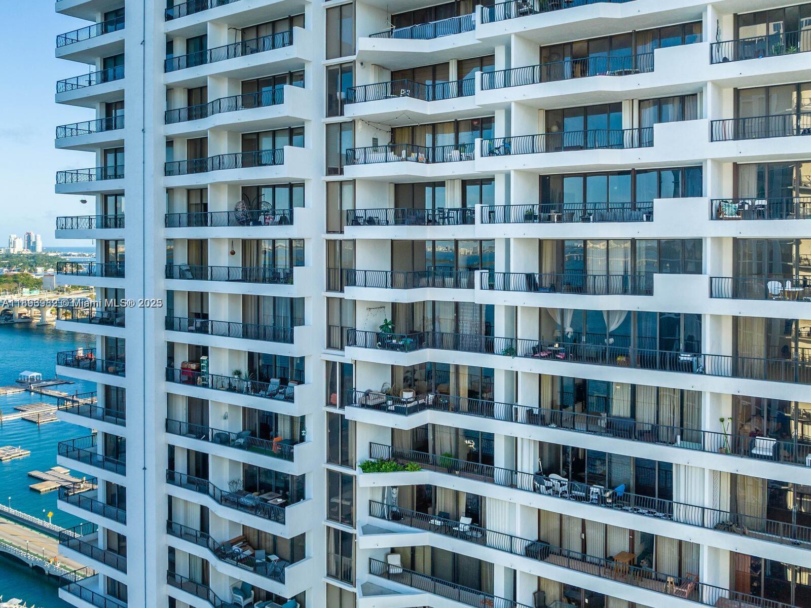 VENETIA CONDO - Residential