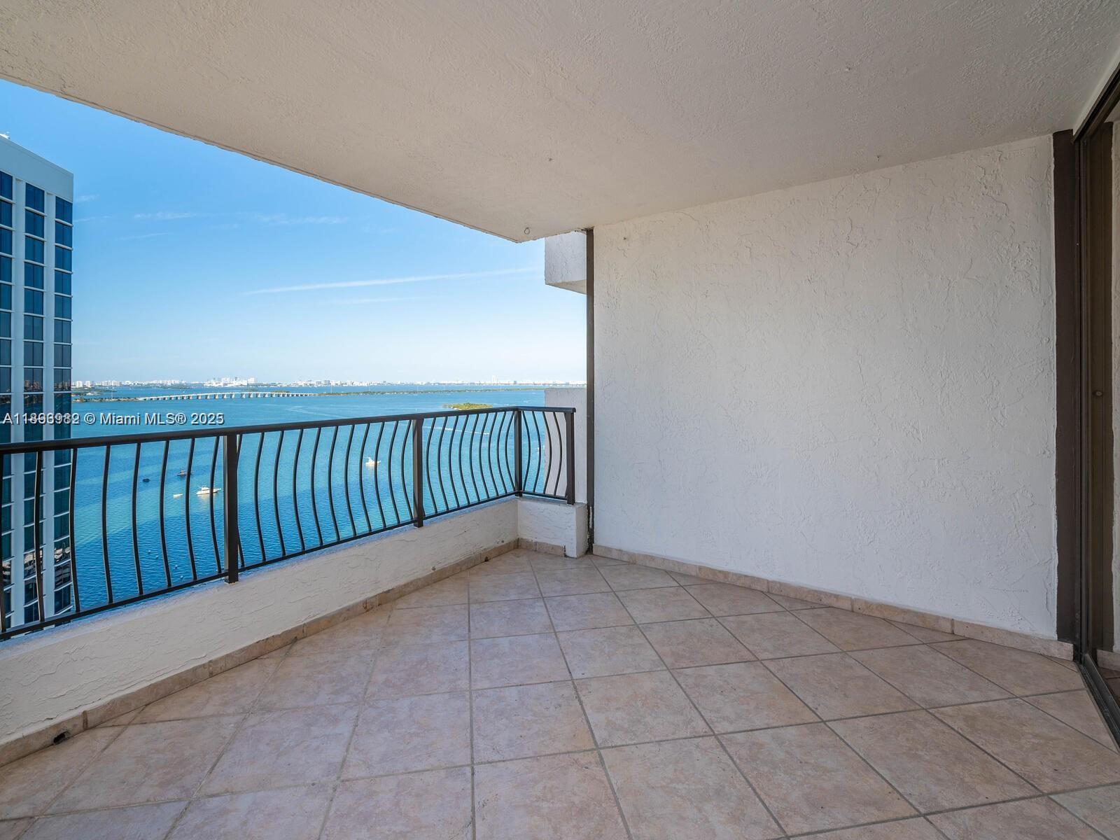 VENETIA CONDO - Residential