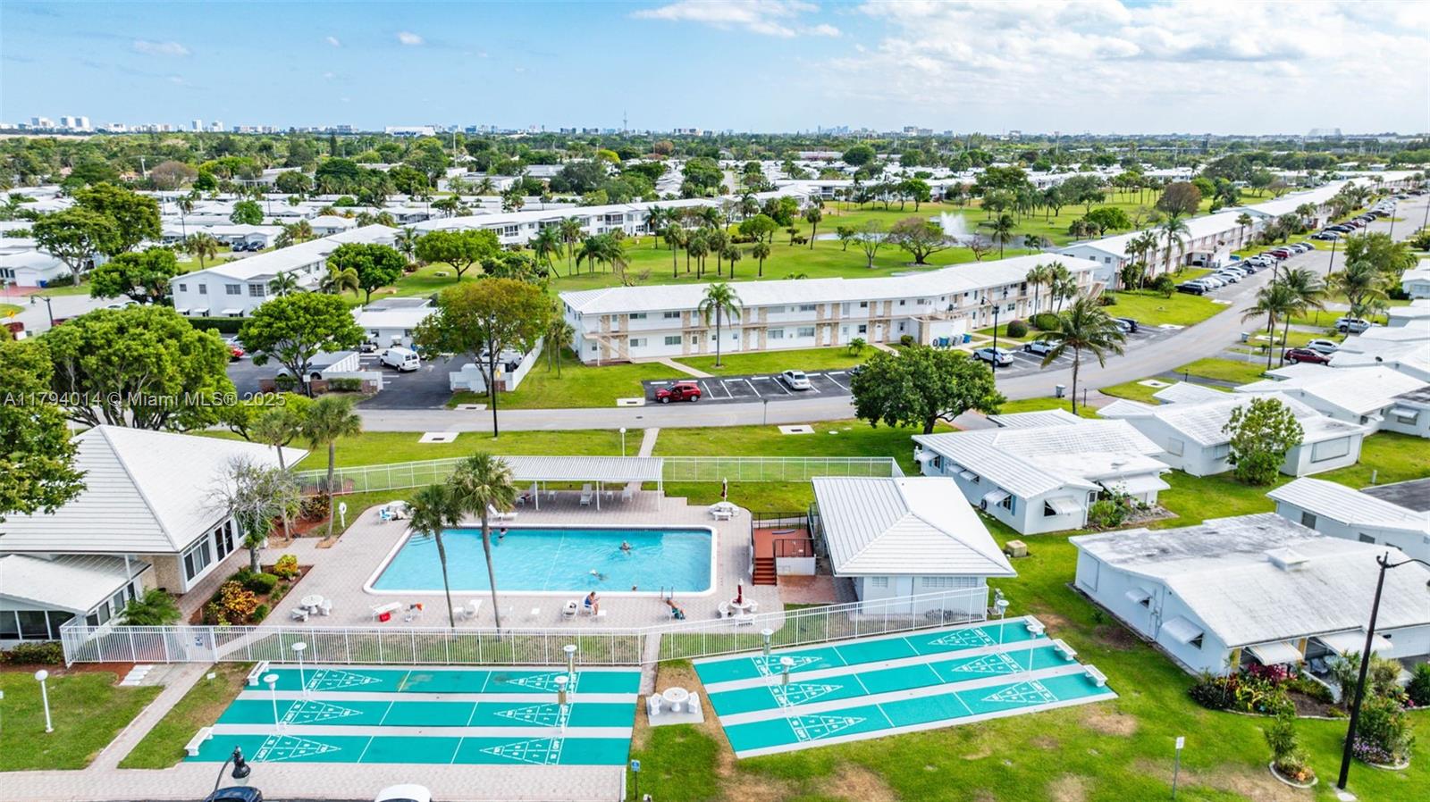 LEISUREVILLE - Residential