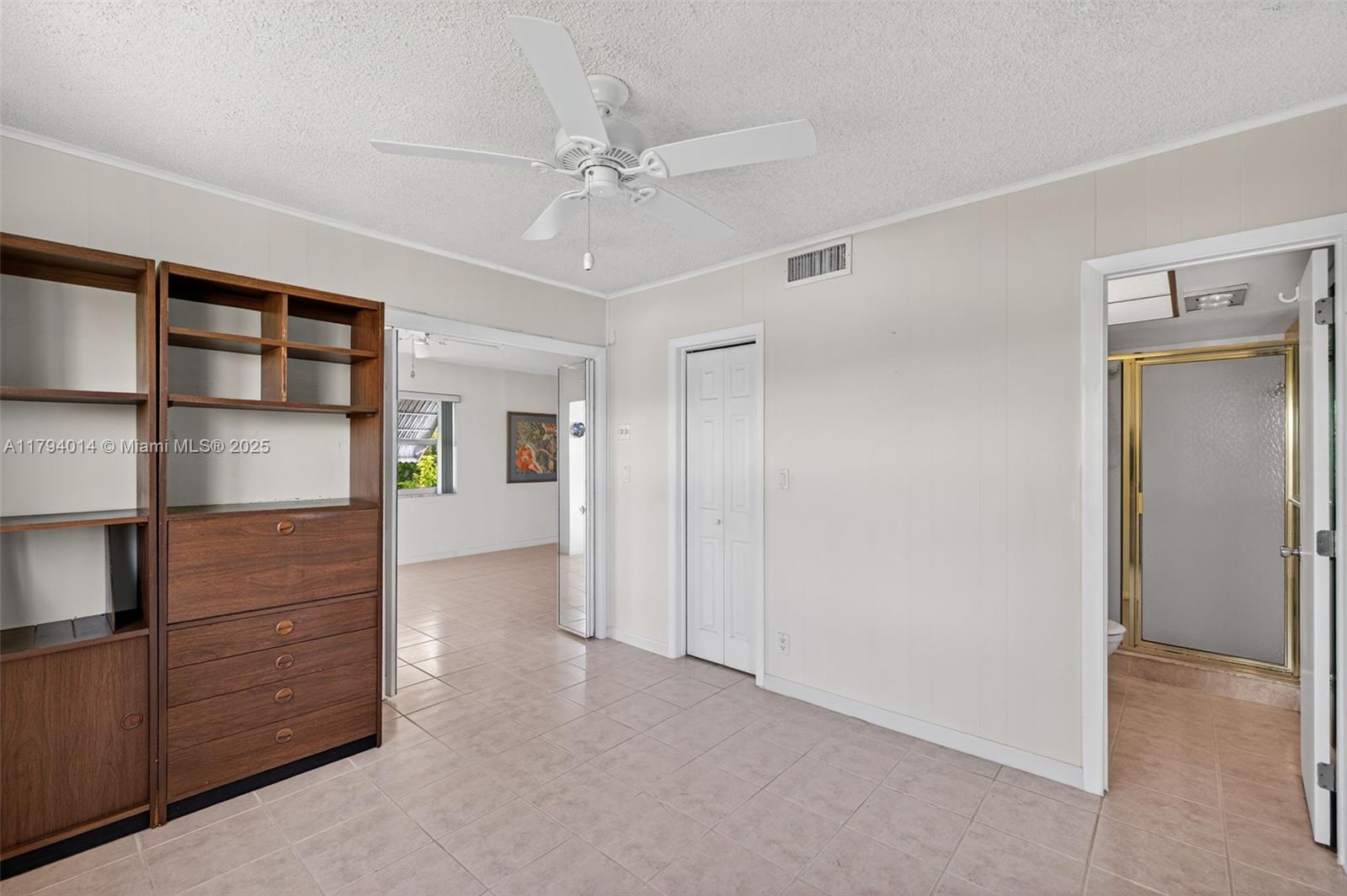 LEISUREVILLE - Residential