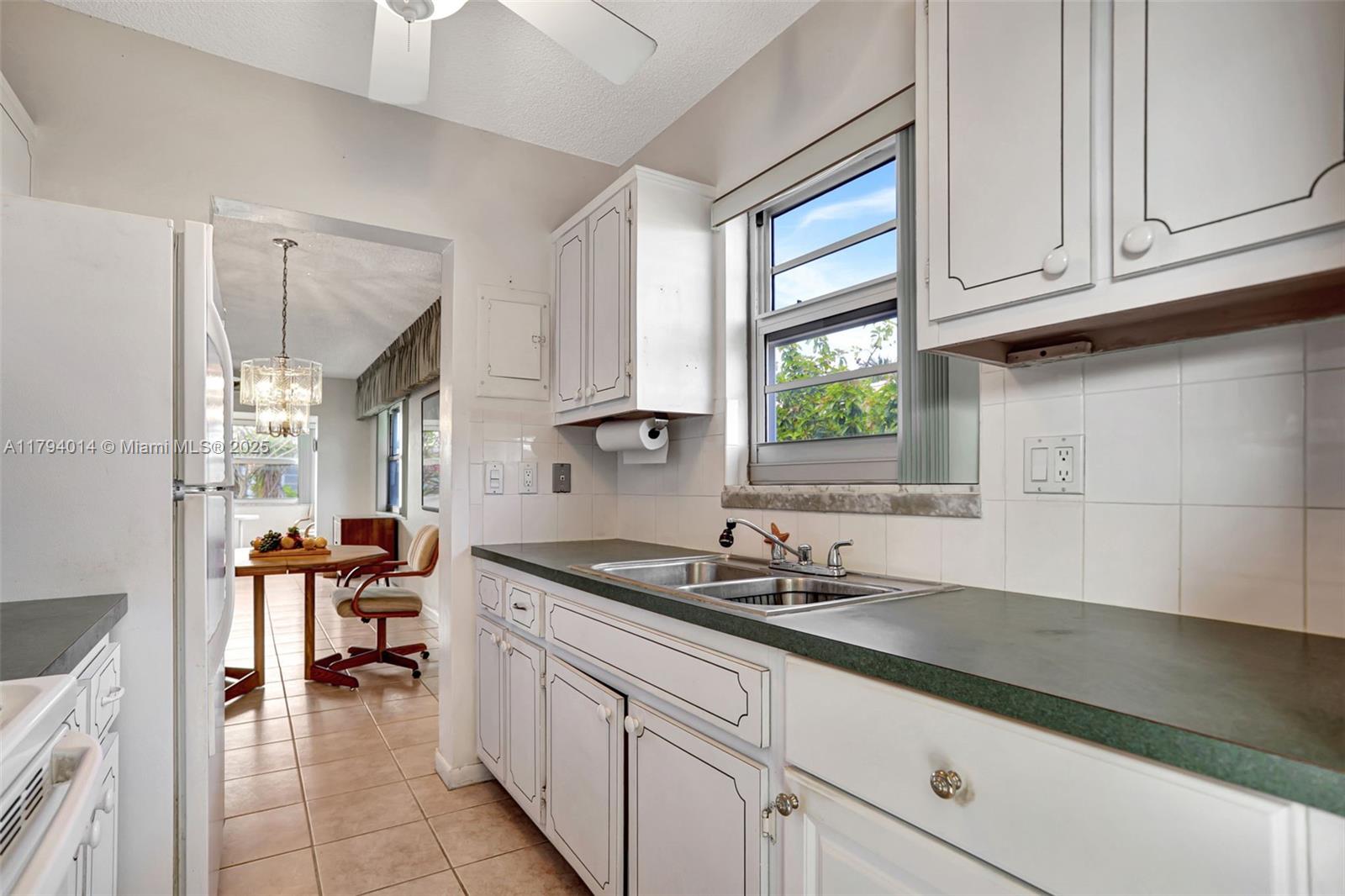 401 S Golf Blvd 270