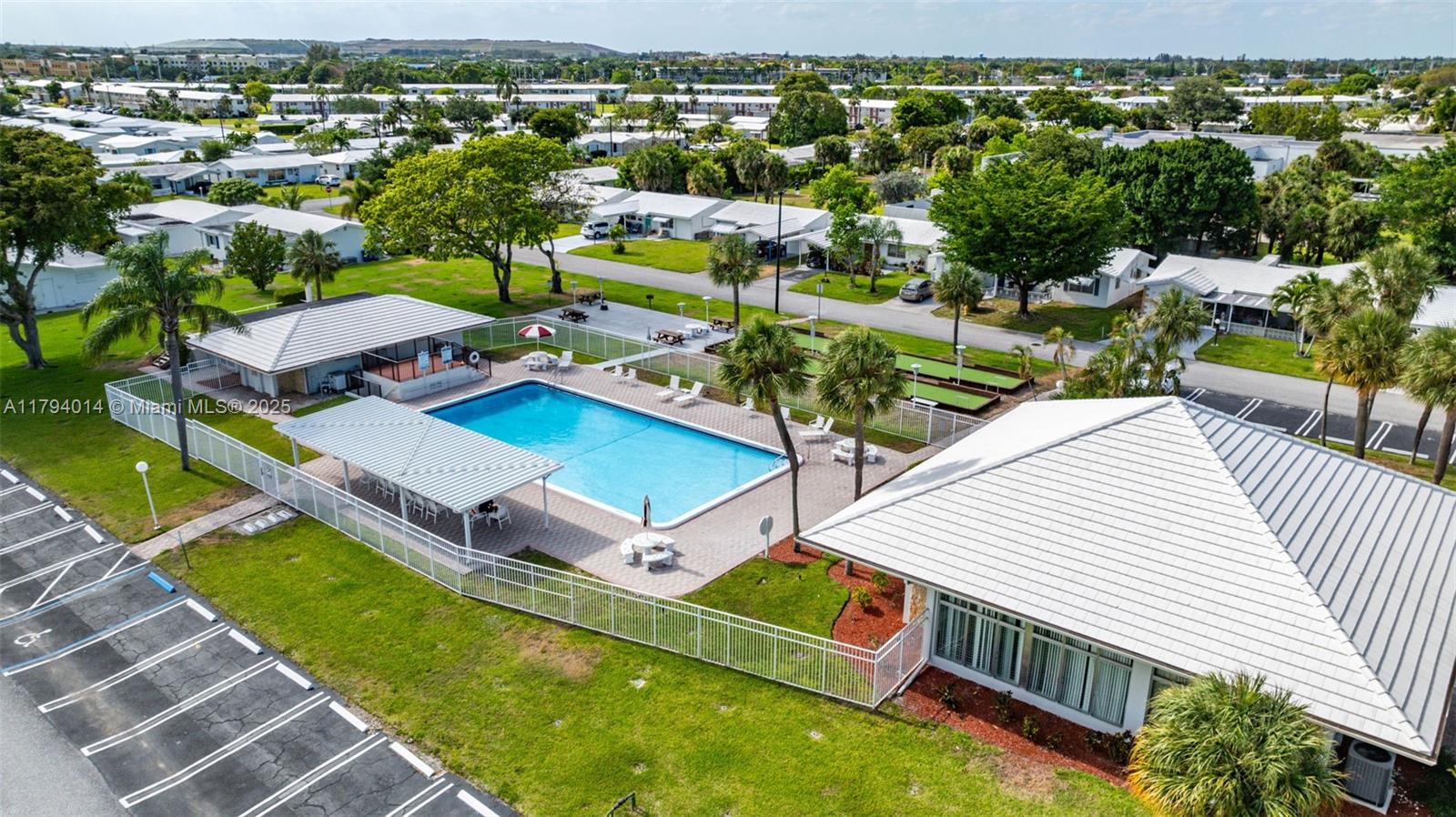 LEISUREVILLE - Residential