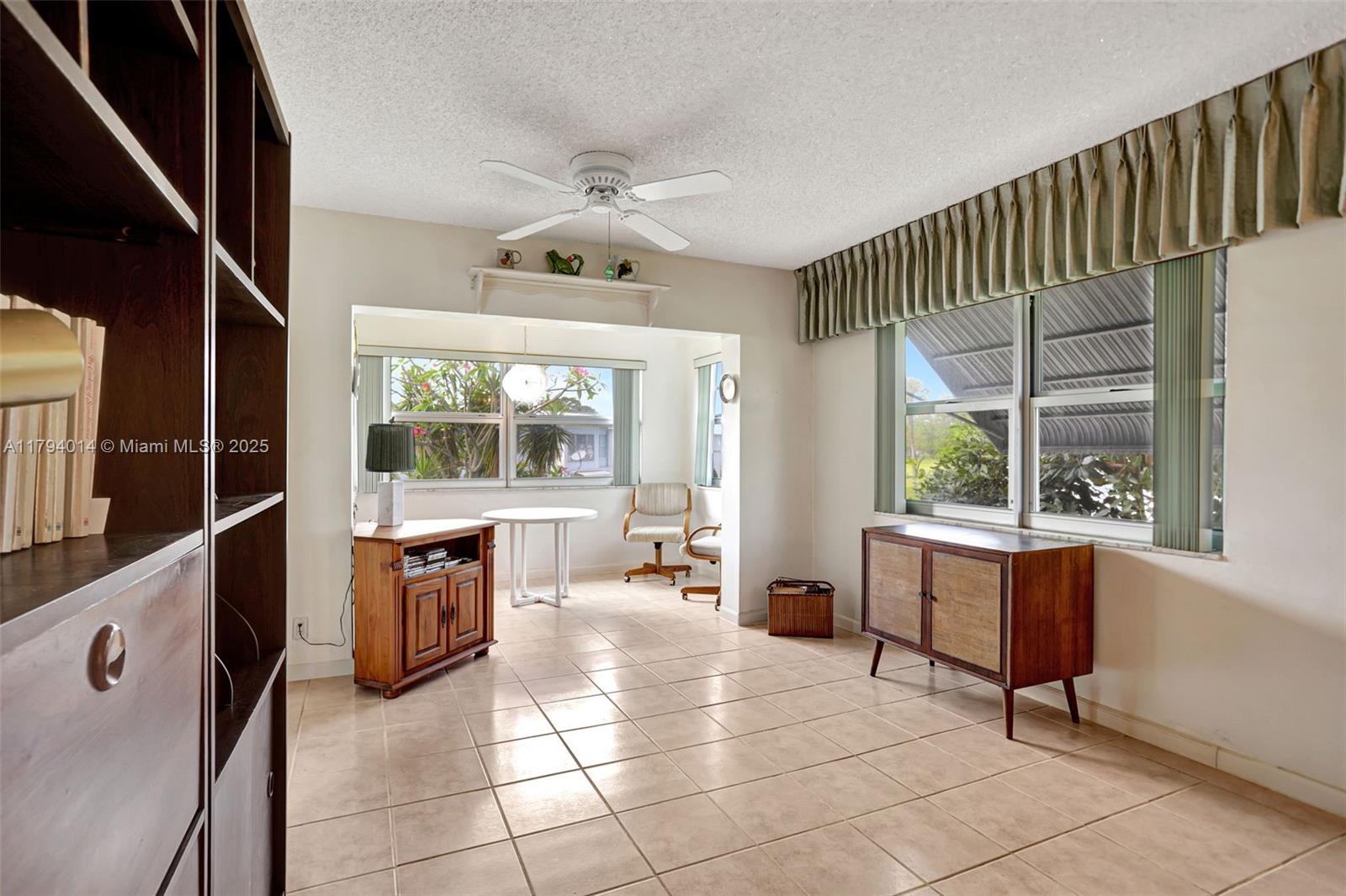 401 S Golf Blvd 270