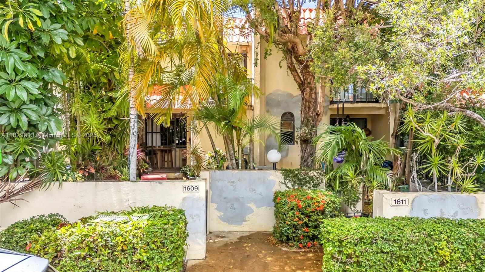 Spacious 2 bed, 2.5 bath townhouse with 1,500 sqft in the charming neigborhood of Miami Shores. Just a block from Biscayne Blvd with shopping, dining, and supermarkets nearby. Community amenities include pool and tennis court. Currently tenant-occupied, ideal for investors or families ready to renovate to their style. Priced to sell, Don’t miss this opportunity!