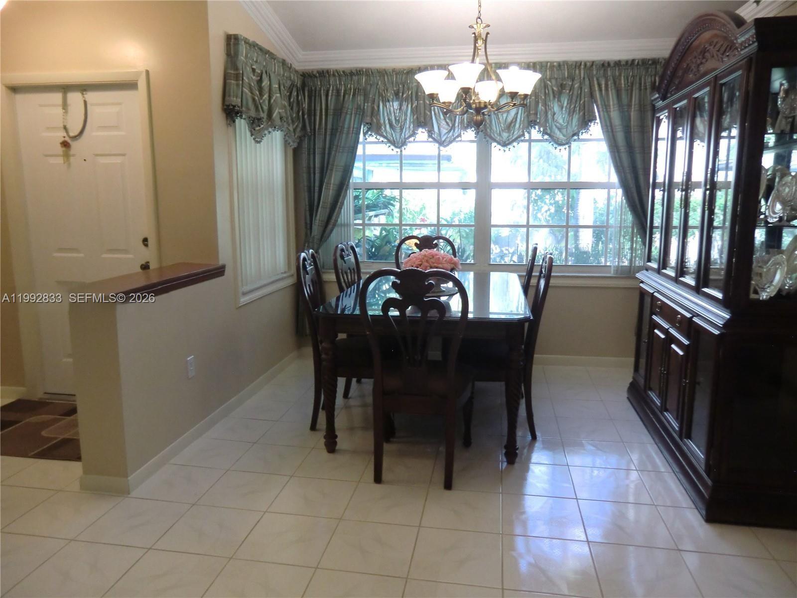 TOWNGATE - Residential Lease