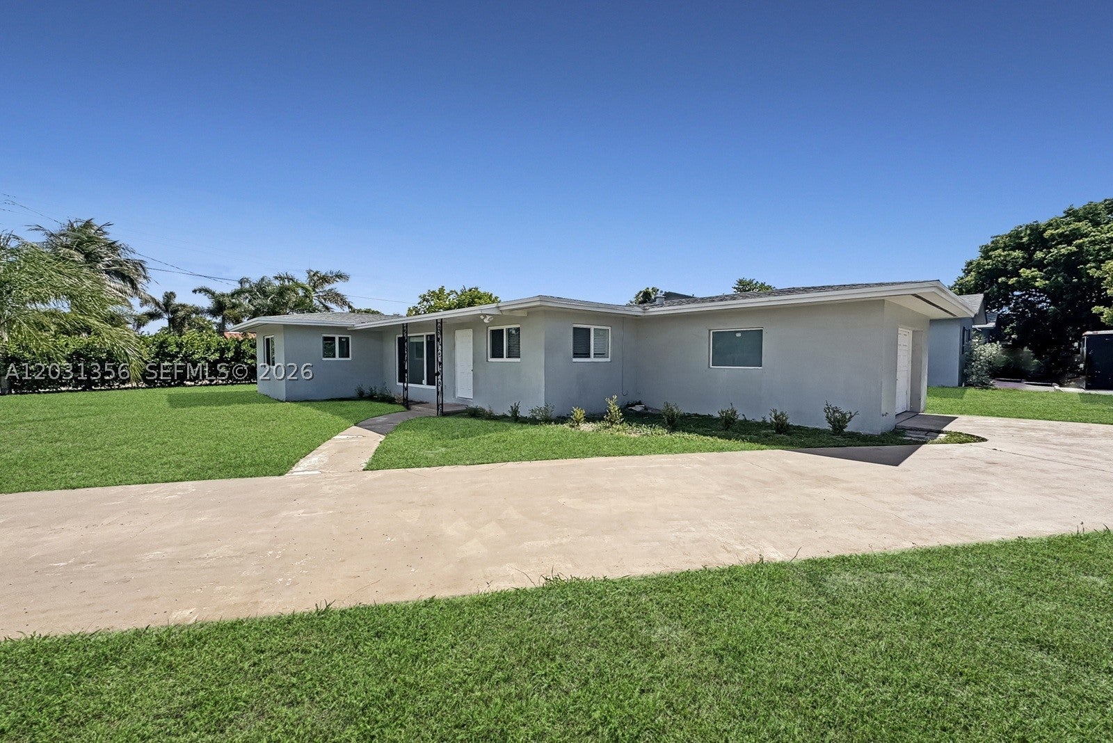 231 NE 16th Ave