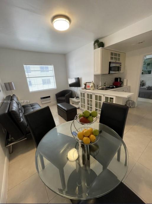 OCEAN WALK ON SOUTH BEACH - Residential