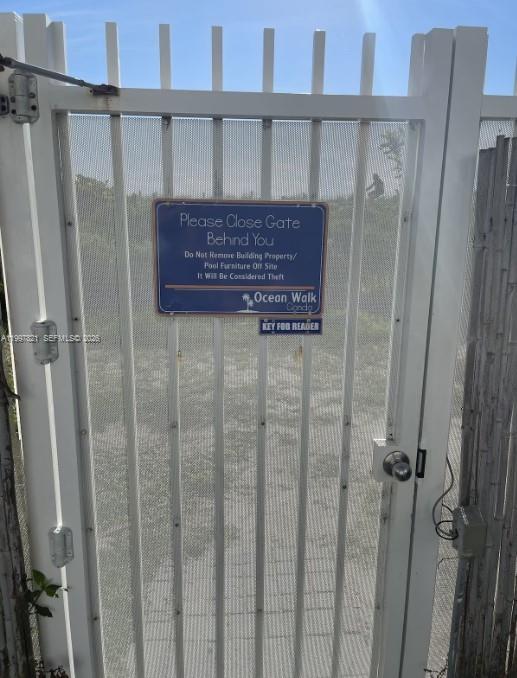 OCEAN WALK ON SOUTH BEACH - Residential