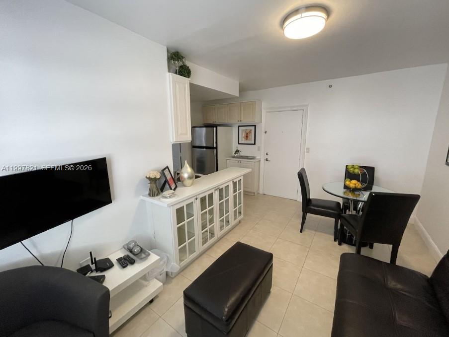 OCEAN WALK ON SOUTH BEACH - Residential