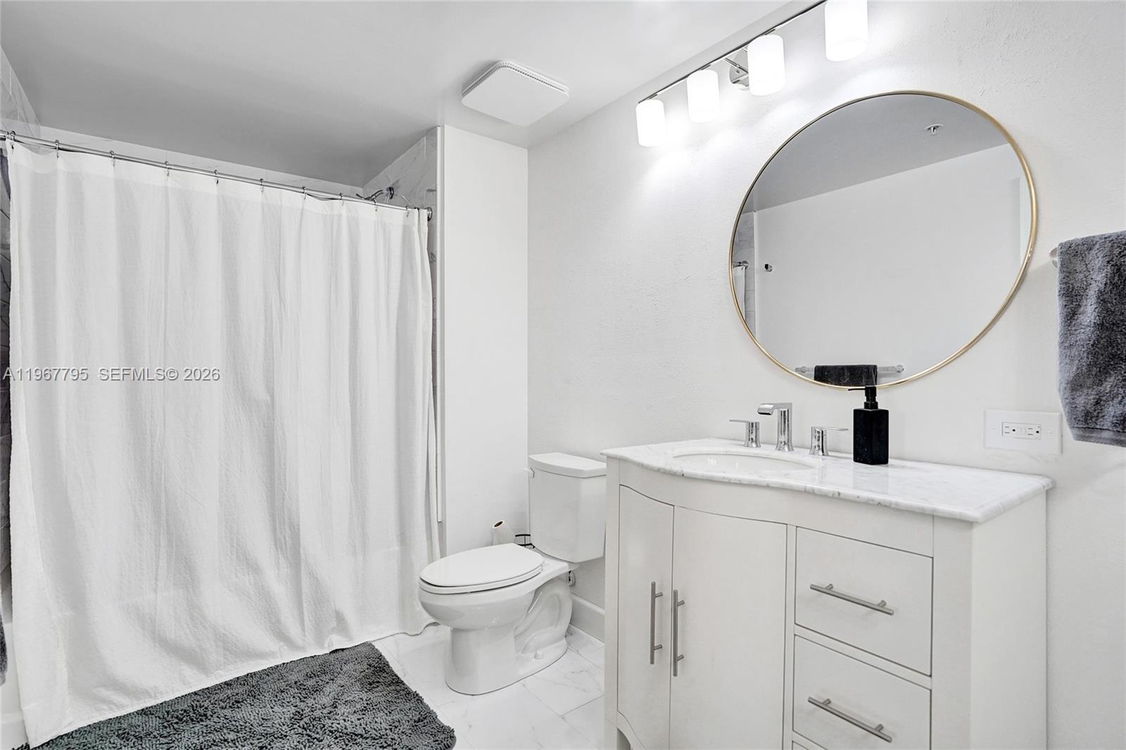 LAUDERDALE ONE CONDO - Residential