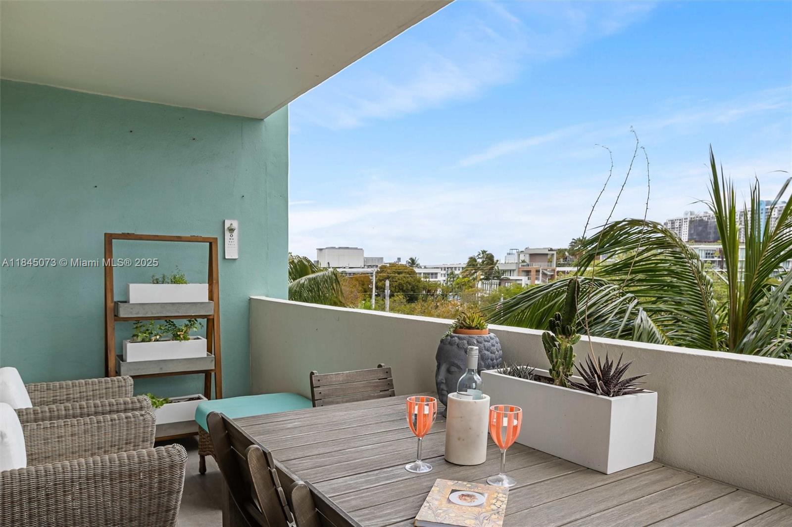 ISLAND TERRACE CONDO - Residential