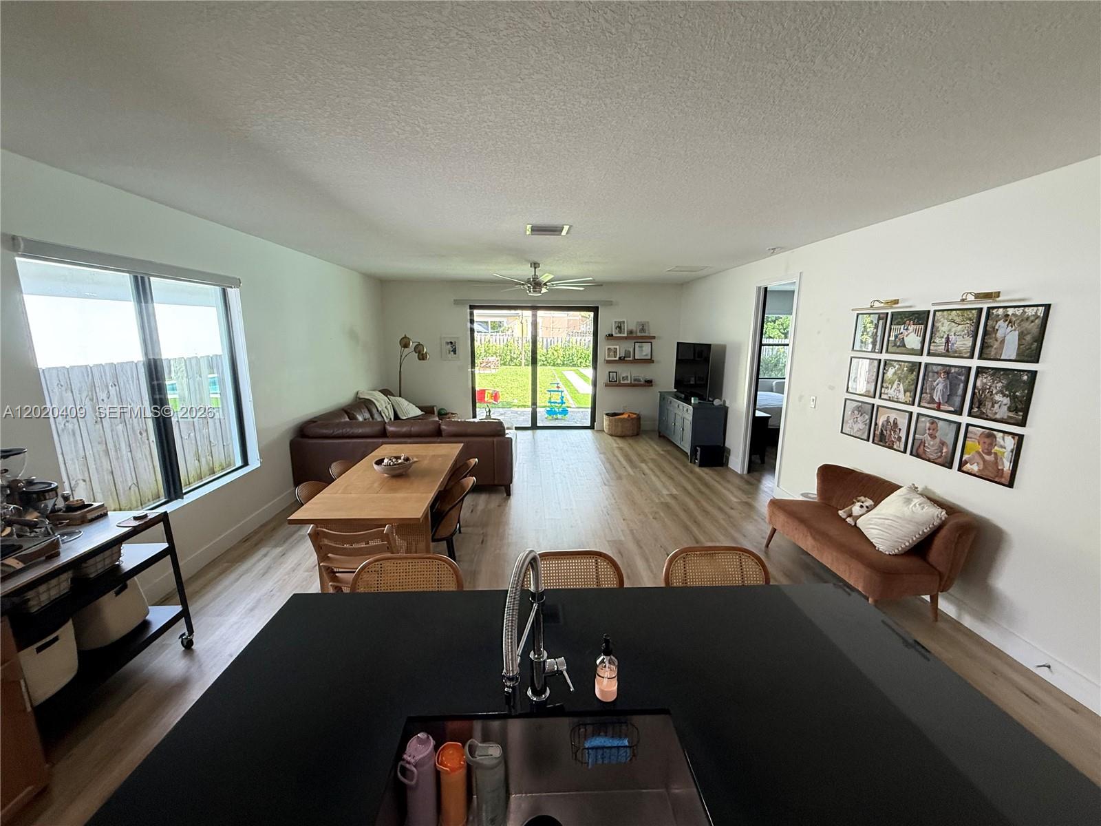 PALM RIDGE GARDENS - Residential