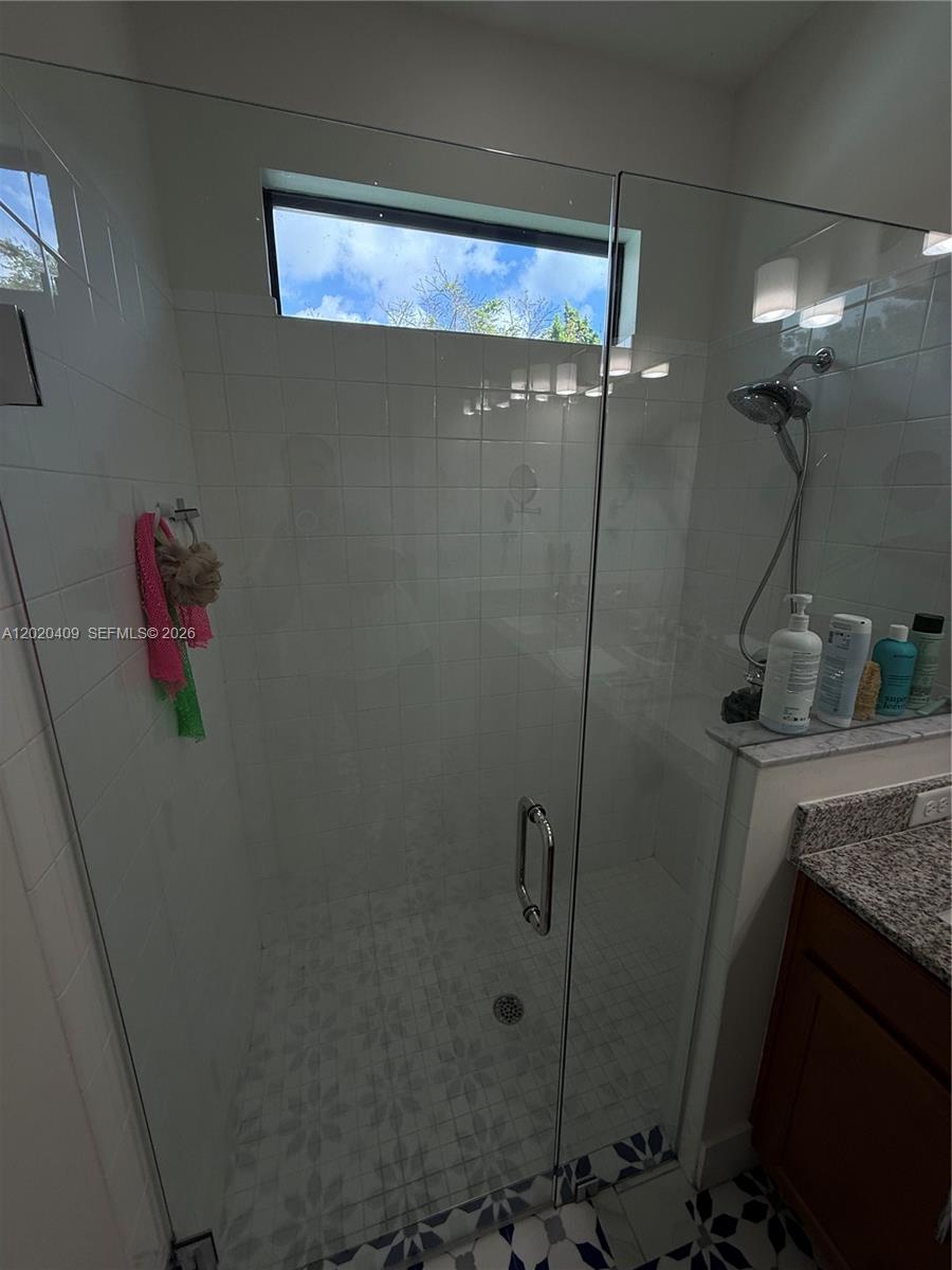 PALM RIDGE GARDENS - Residential