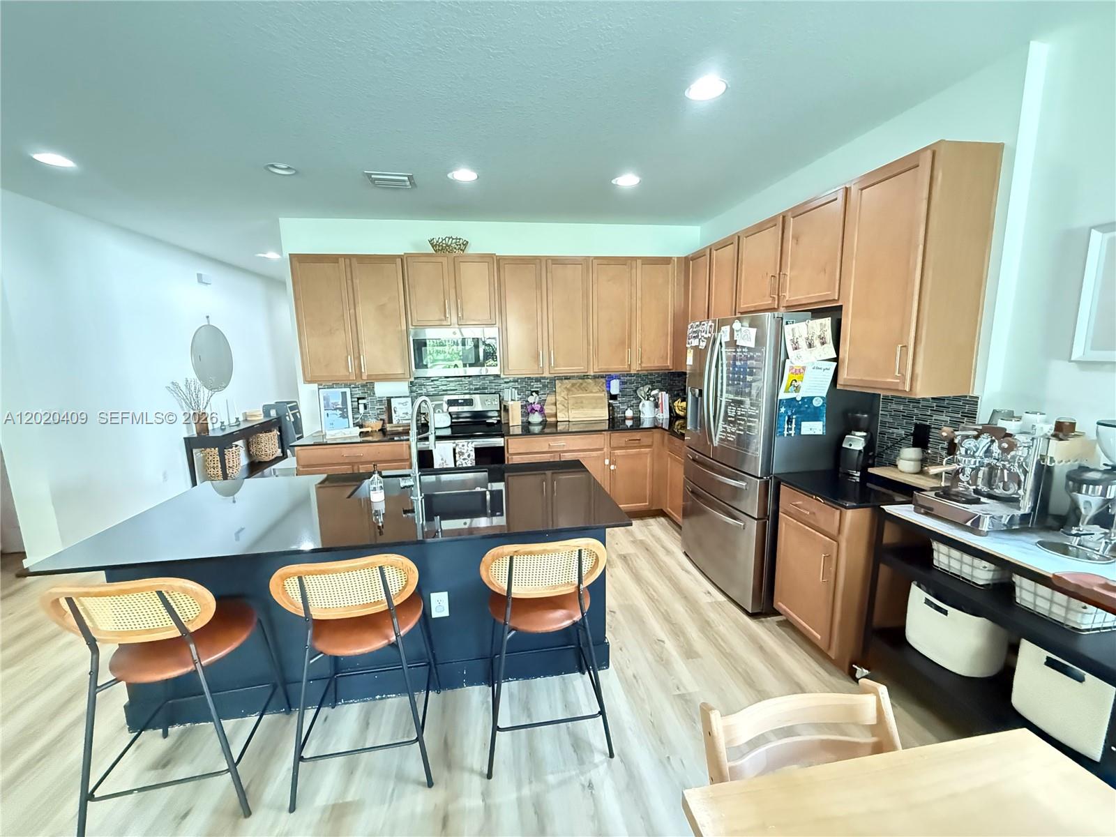 PALM RIDGE GARDENS - Residential