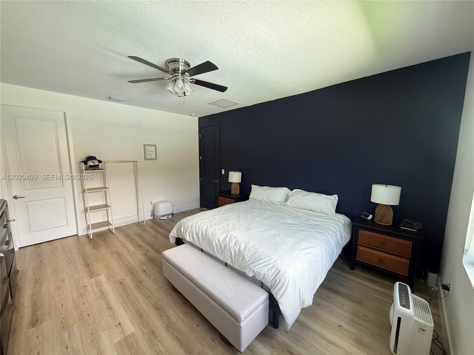 PALM RIDGE GARDENS - Residential