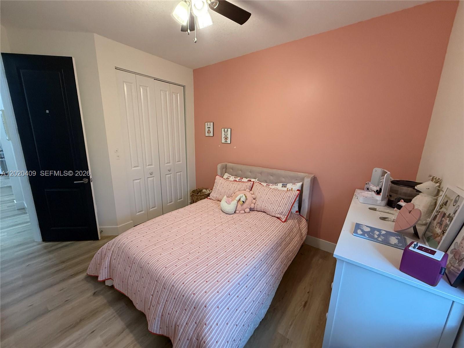 PALM RIDGE GARDENS - Residential