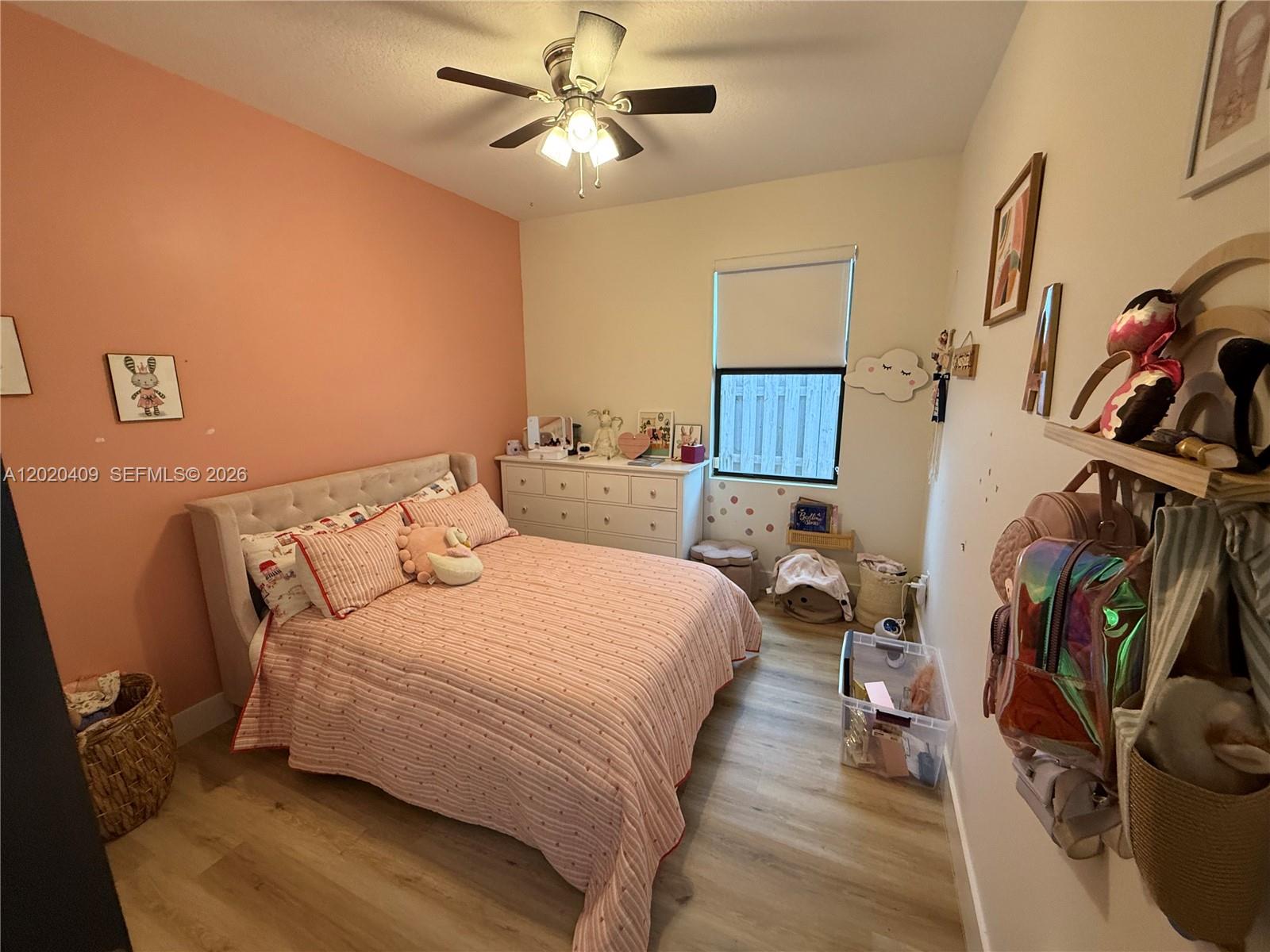 PALM RIDGE GARDENS - Residential