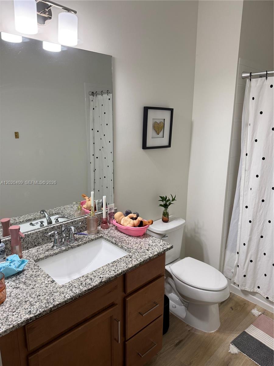 PALM RIDGE GARDENS - Residential