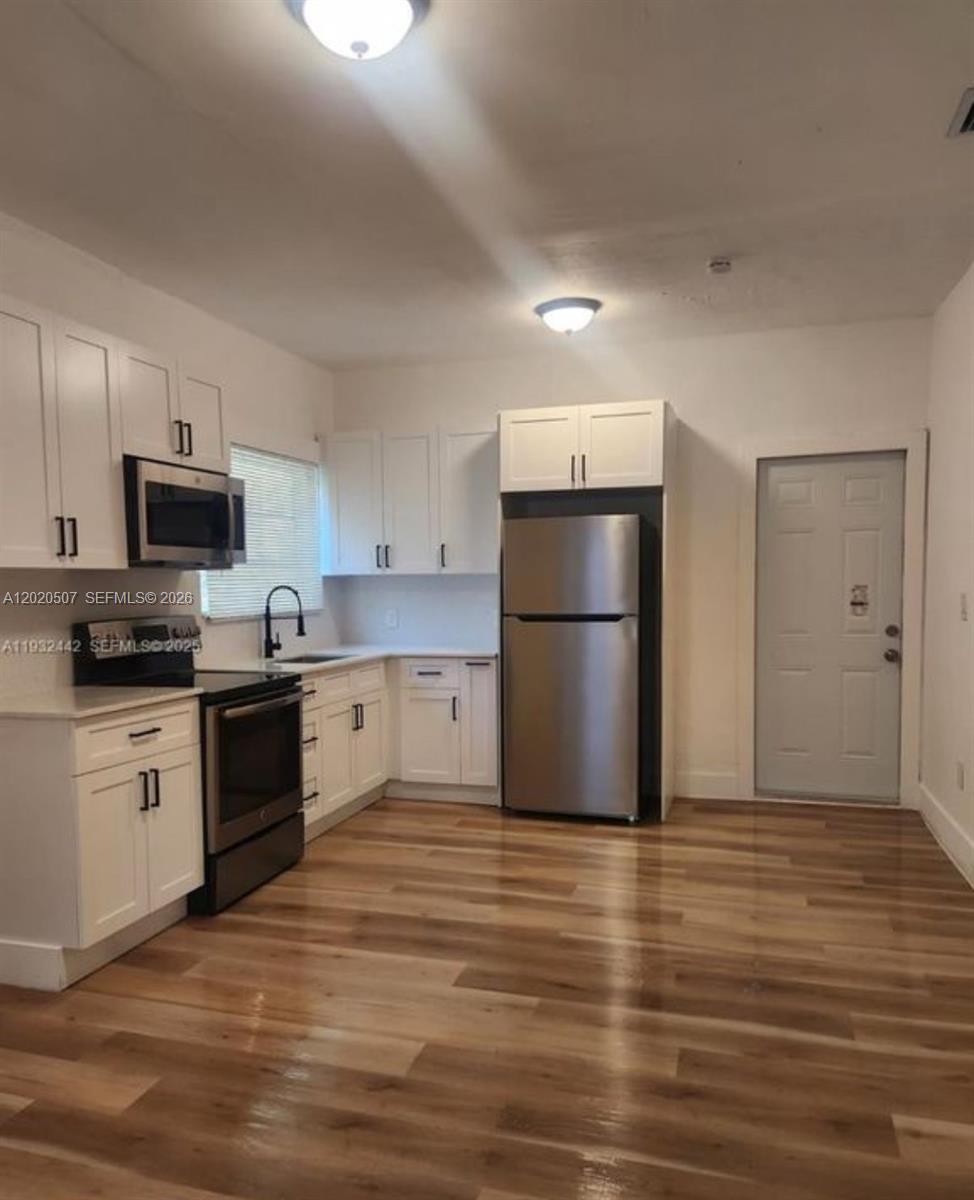 45 NE 60th St 45