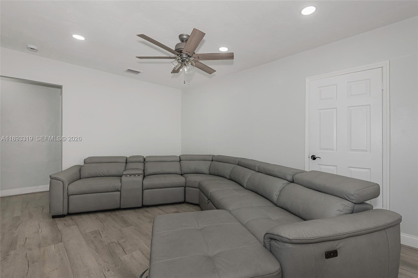 WOODLAND PARK AMD PLAT - Residential