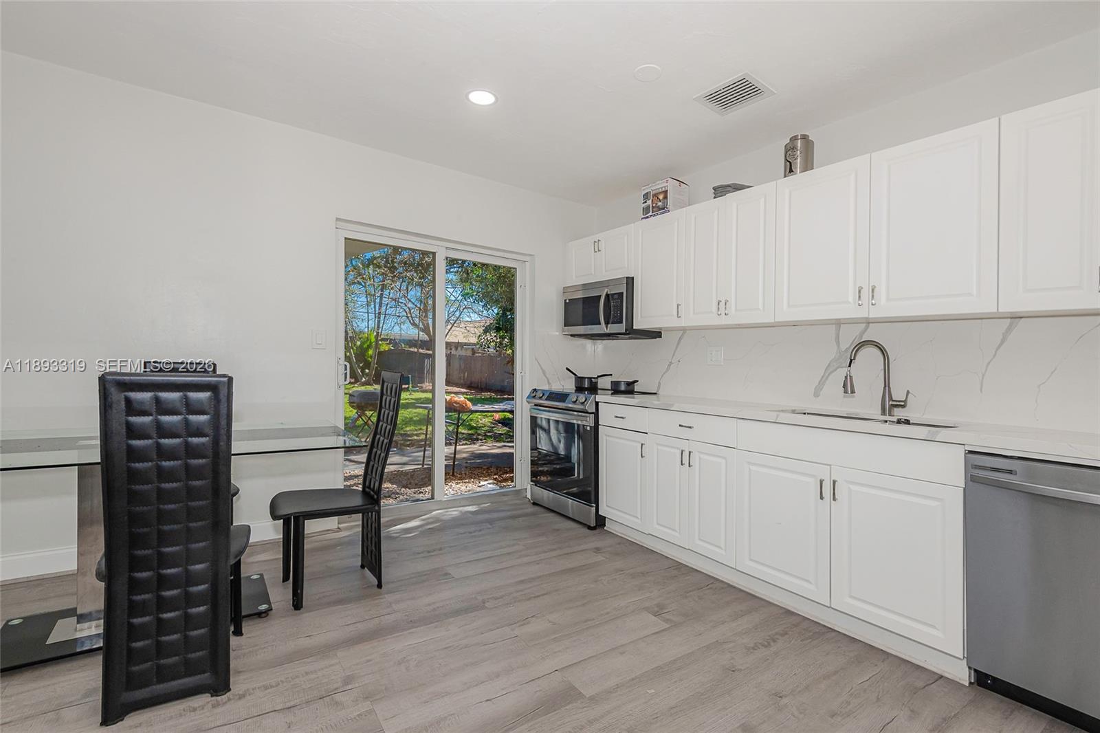 WOODLAND PARK AMD PLAT - Residential