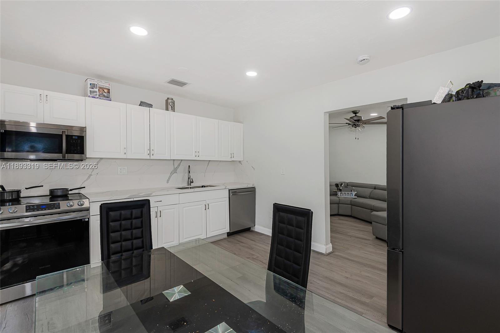 WOODLAND PARK AMD PLAT - Residential