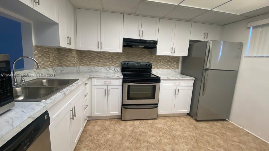 Photo 4 of 41 of 1200 NW 87th Ave 410 condo