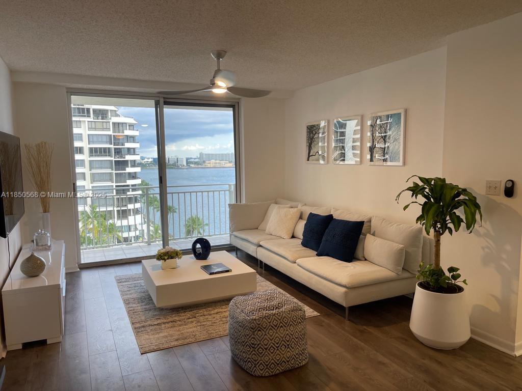 Beautiful fully furnished unit with breathtaking views of Biscayne Bay and city's skyline at the exclusive Brickell Key. 2/2 split renovated with balcony, laminate and tile floors throughout the apartment, washer/dryer inside the unit. Walking distance to Brickell City Centre, banks, restaurants, etc. Hallways recently remodeled. This concierge building offers valet, amazing views from the fitness center, tennis court, waterfront deck, business center, 24/7 security, Bbq area, management onsite, and more. Water is included!!Tenant in place until August 31, 2025.