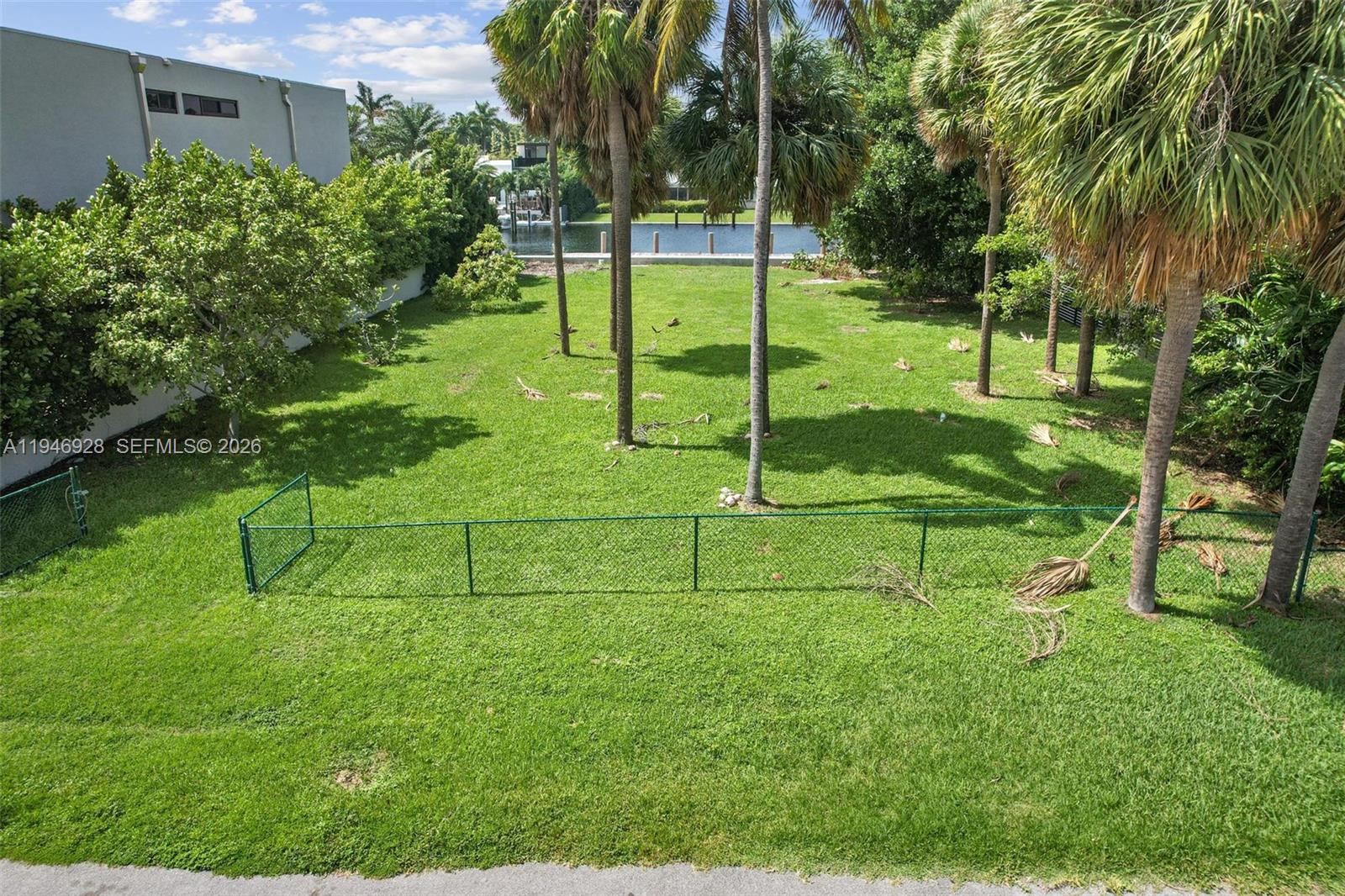 GOLDEN ISLES SEC A REV PL - Land