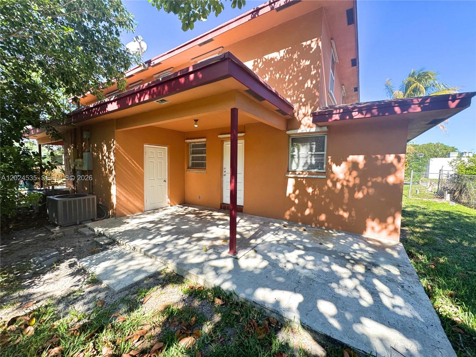 CRESTVIEW BOYNTON - Residential Lease