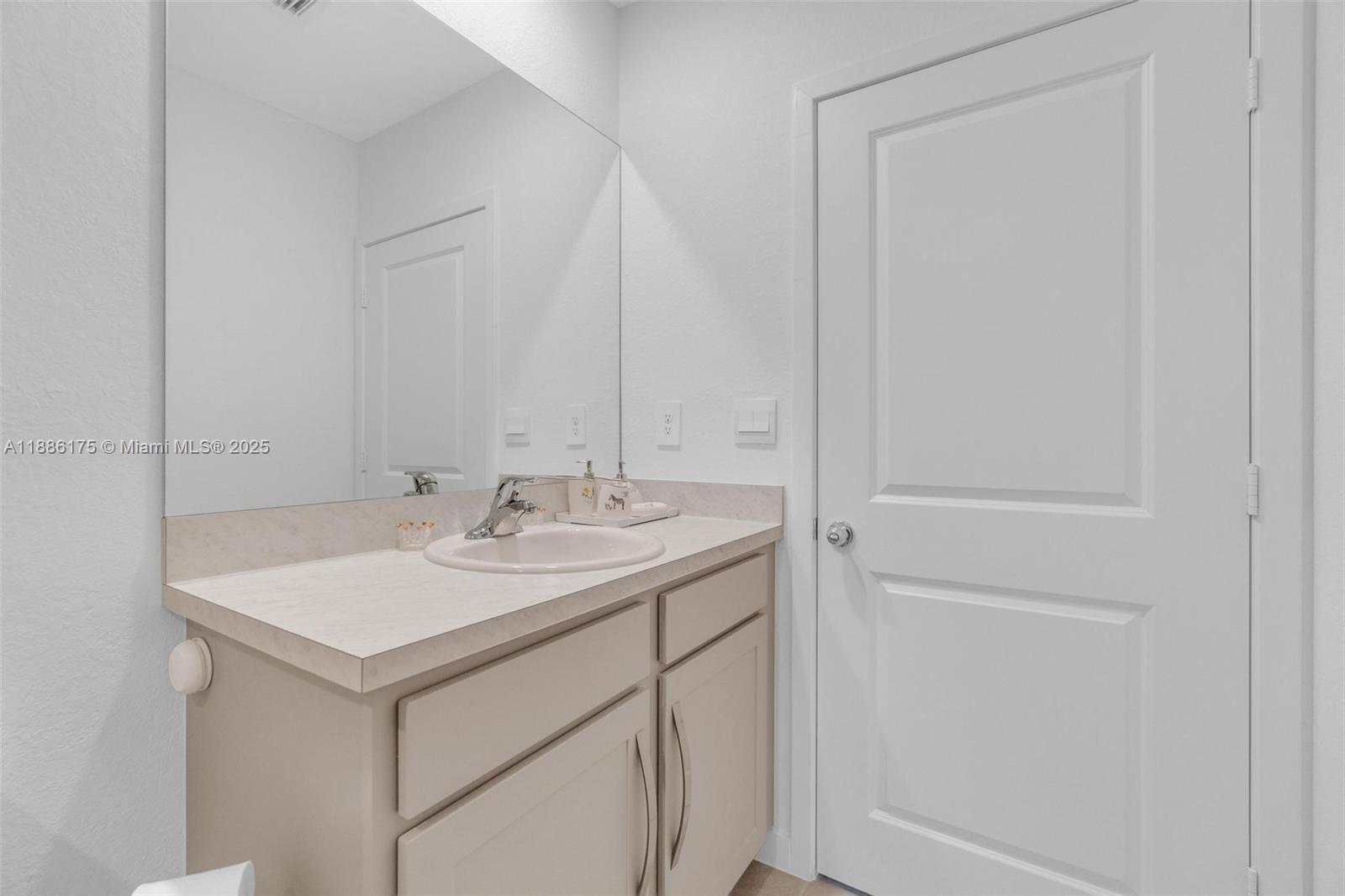 FLORIDA CITY PARK REV - Residential Lease